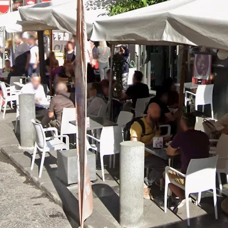 Duomo Bed and Breakfast Νάπολη